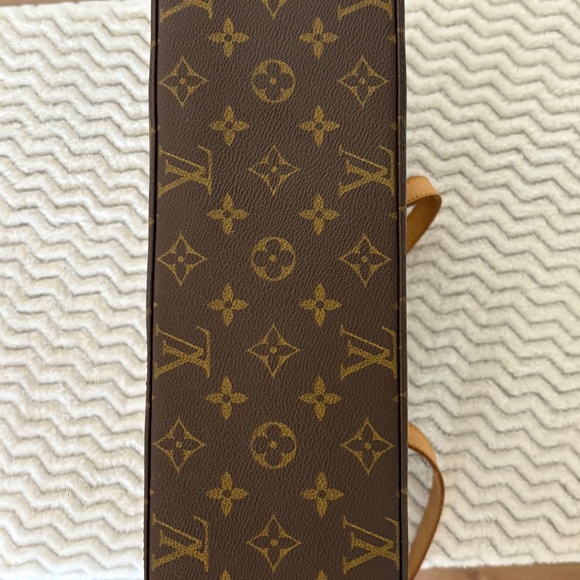 Louis Vuitton Monogram Totally MM Tote – Authentic, Great Condition, TH0091 - Picture 6 of 14